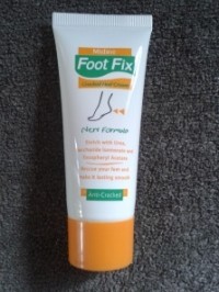 Крем для ног от трещин на пятках (Mistine Foot Fix Cracked Heel Cream)